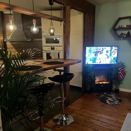 Διαμέρισμα Cozy In Center